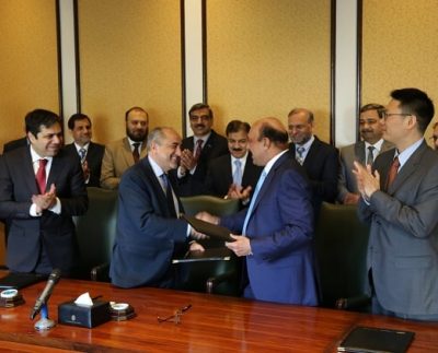 Fauji Fertilizer Company, HUBCO sign agreement to set up 330 MW coal power plant in Thar