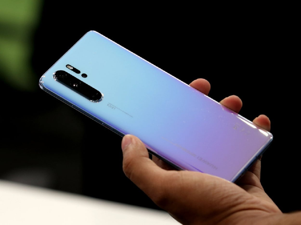 Huawei has 6 million units of the P30 in store