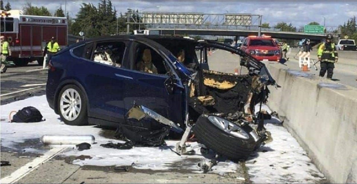 FAMILY SUES TESLA FOR AUTOPILOT DEATH