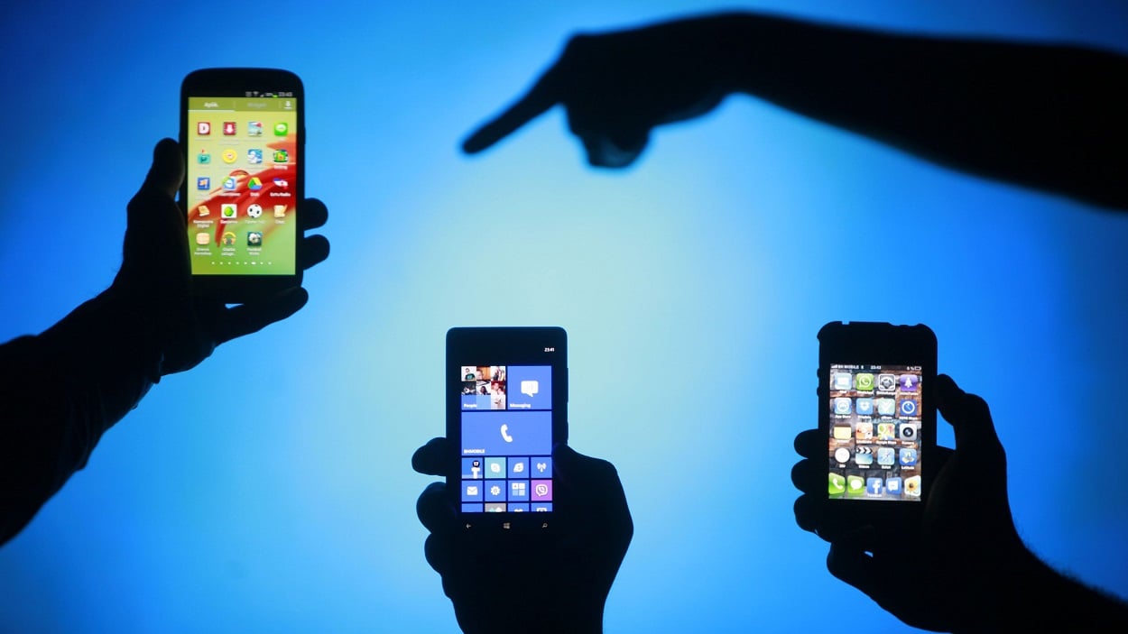 LOSS OF MOBILE PHONES USERS AFTER PTA’S CRACKDOWN