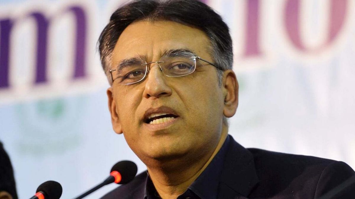 Asad Umar in Karachi